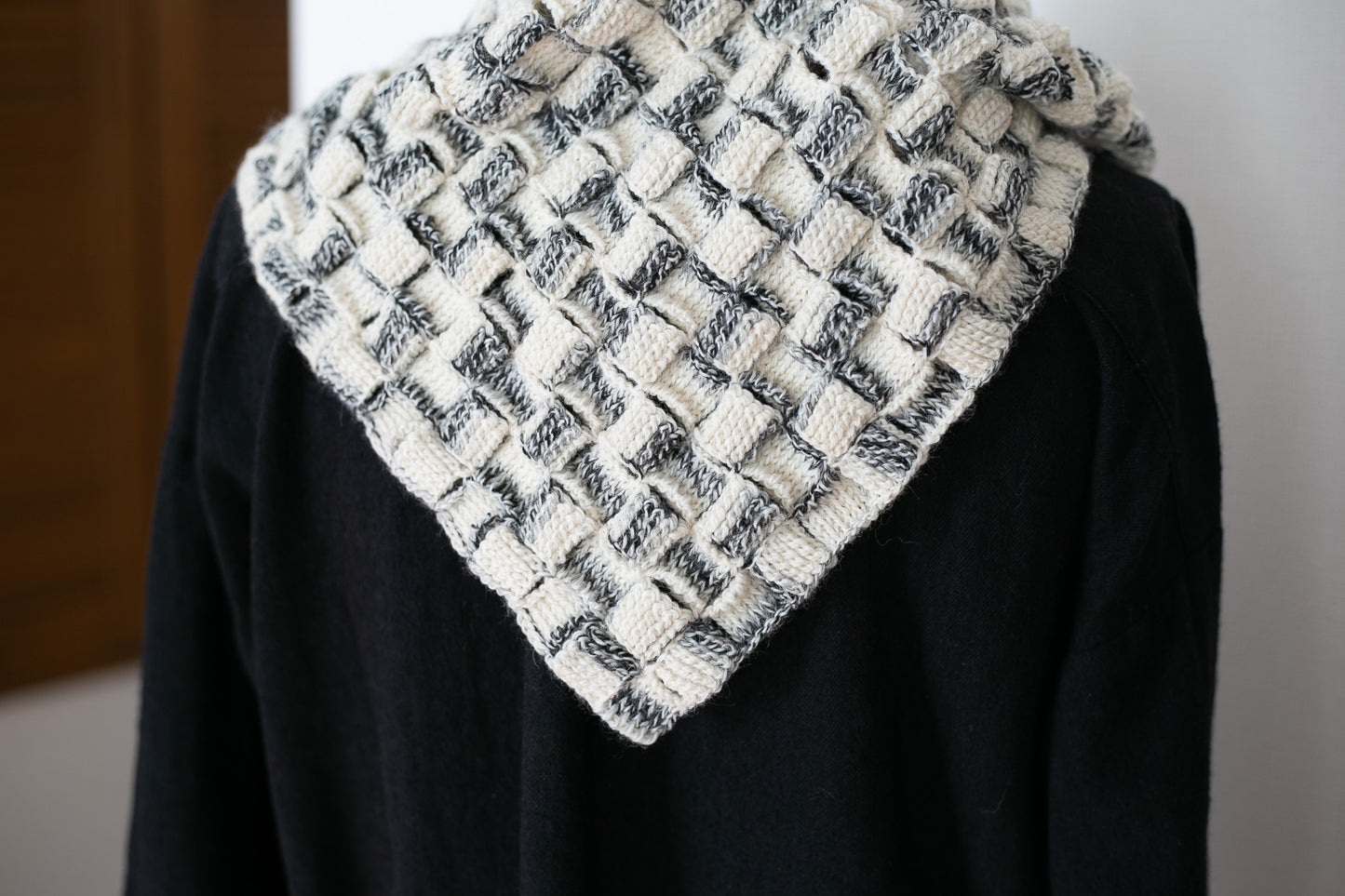 "Square Garland Shawl" Crochet Pattern