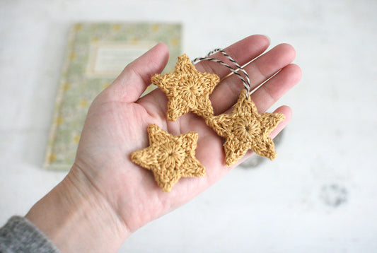 かぎ針編み「二種類の星たち」編み図