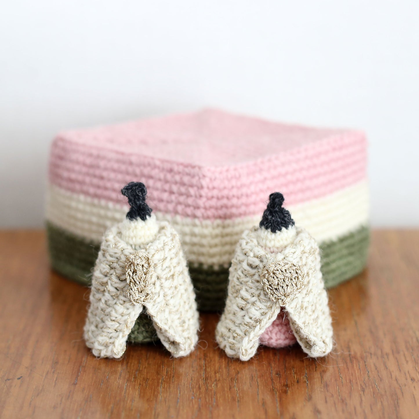 かぎ針編み「菱餅とひな人形」編み図