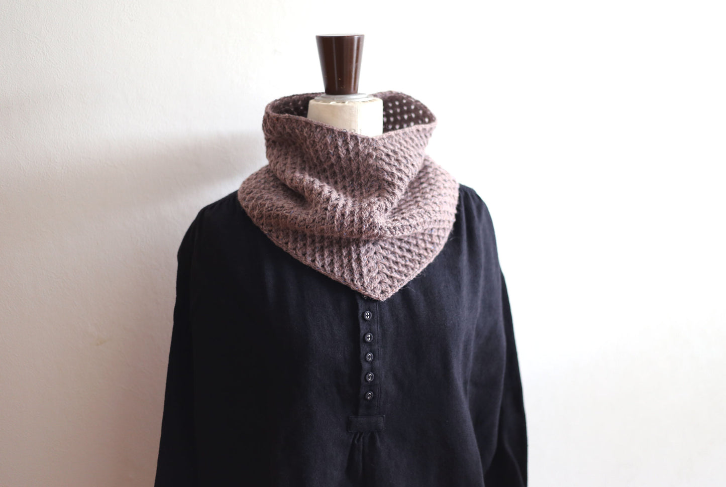 "Asymmetric Cowl" Crochet Pattern