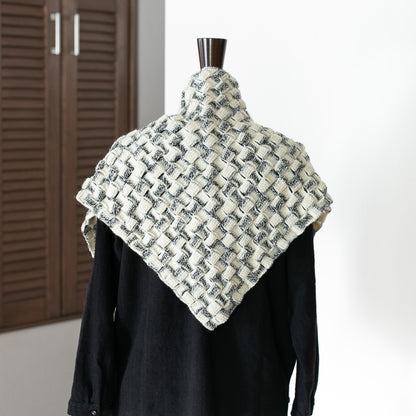 "Square Garland Shawl" Crochet Pattern