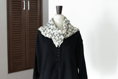 "Square Garland Shawl" Crochet Pattern