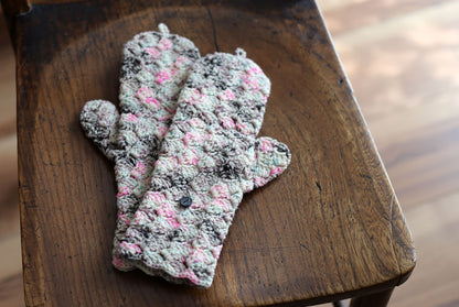 "Hooded mittens" Crochet Pattern